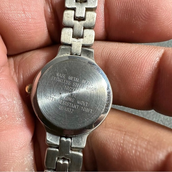 Anne Klein II Vintage Silver Gold Tone Ladies Quartz Watch Round Dial Working - Picture 7 of 10